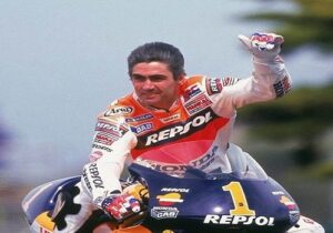 Top 10 Greatest MotoGP Riders of All Time Mick Doohan Sportsnile