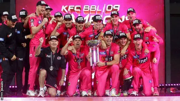 Sydney Sixers lifted their 2nd BBL trophy!