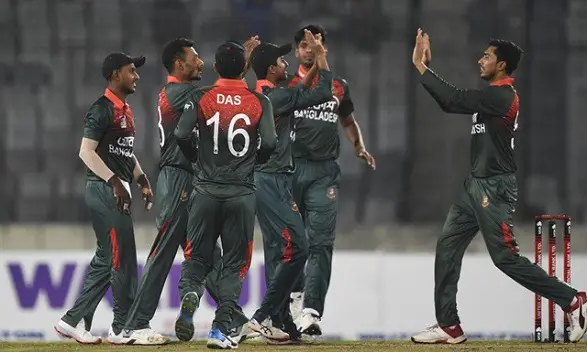 Bangladesh beat Zimbabwe by 9 wickets in 2nd T20I!